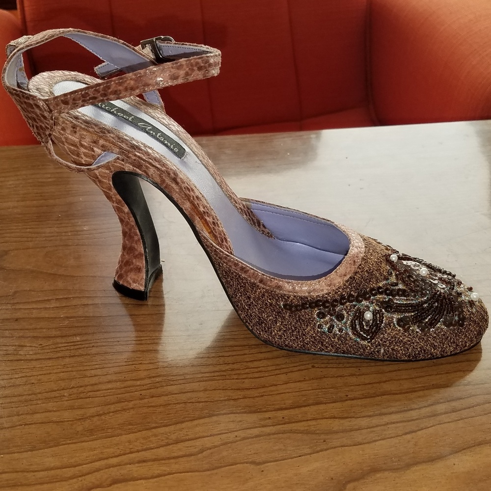 Michael Antonio beaded faux snake skin women's 9